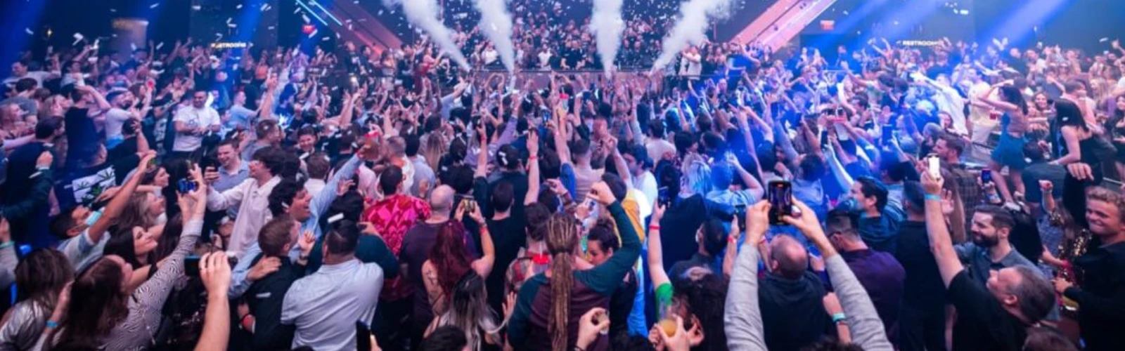19 Best Nightlife Spots in Singapore