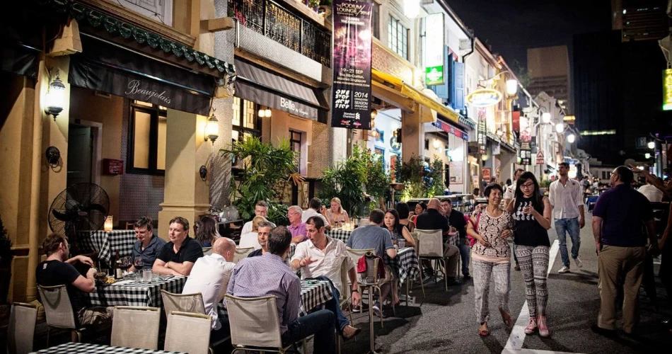 19 Best Nightlife Spots in Singapore