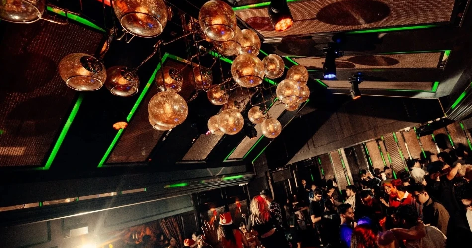 19 Best Nightlife Spots in Singapore